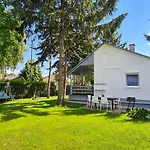 Feriehus Vilagos Kert Garden -balatonvilagos *