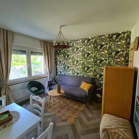 Vilagos Kert Chill House