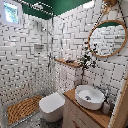 Világos Kert Chill House Sauna * Balatonvilágos