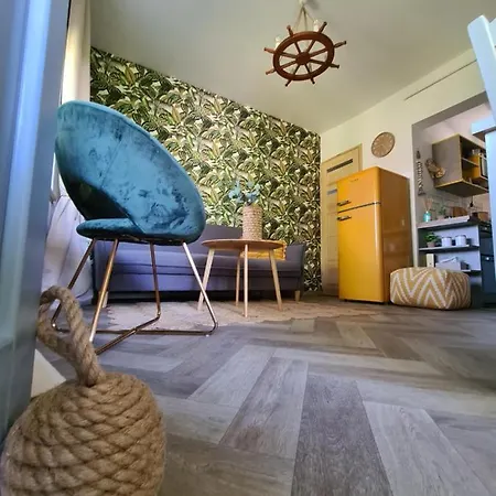 Vilagos Kert Chill House * Balatonvilagos