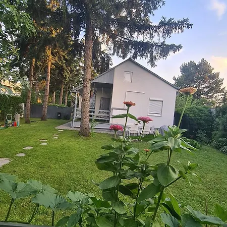 Vilagos Kert Chill House Sauna Balatonvilágos