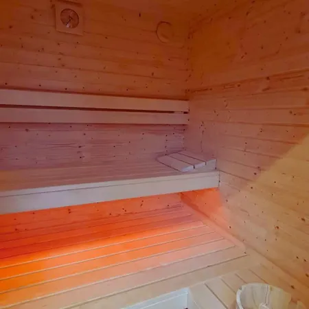 Ferienhaus Vilagos Kert Chill House Sauna *