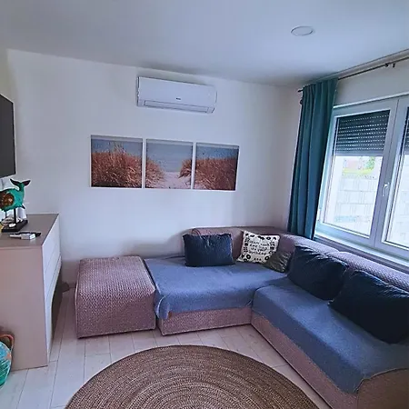Világos Kert Chill House Nyaraló *