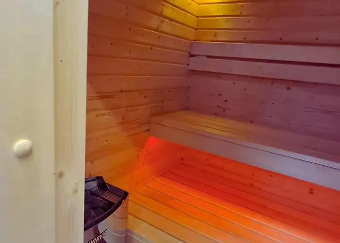 Világos Kert Chill House *