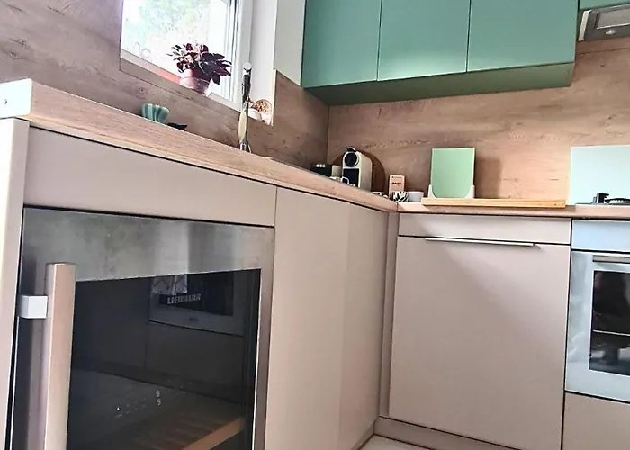 Világos Kert Chill House *